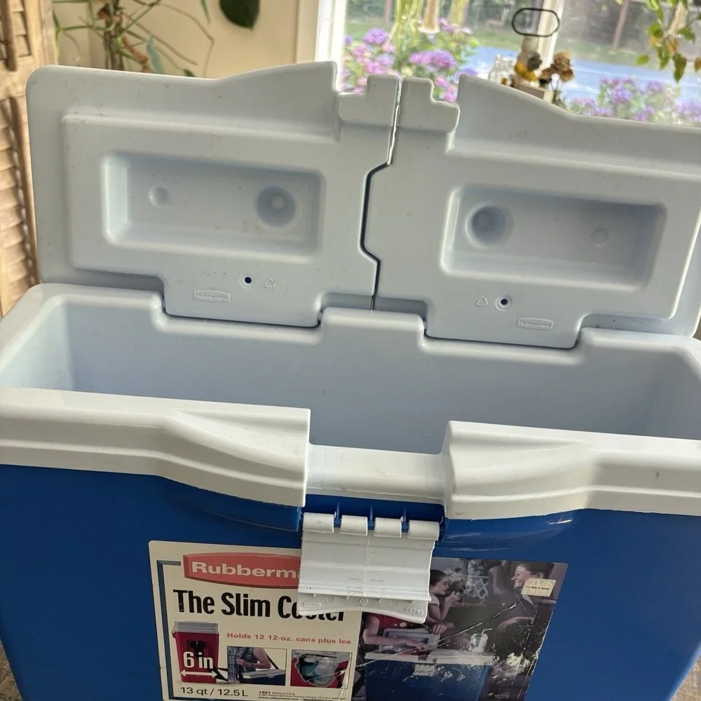 Vintage Rubbermaid Slim Cooler #1801 13 Qt Dual Open Lid Strap Blue